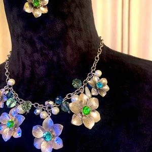 Necklace and bracelet